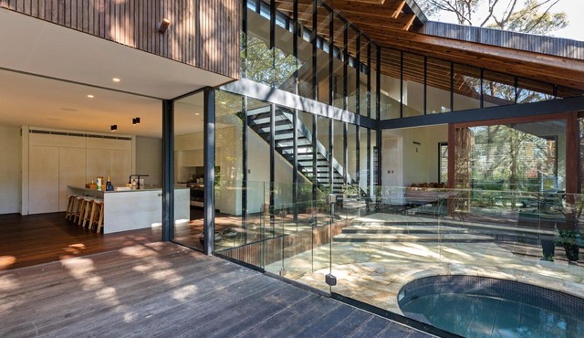 Stay 3 for 2 this Winter* plunge pool/pet friendly