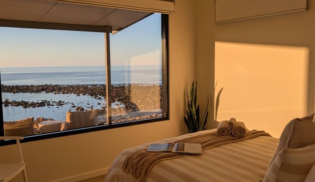 Stones Throw: Beachfront Escape at Stokes Bay KI