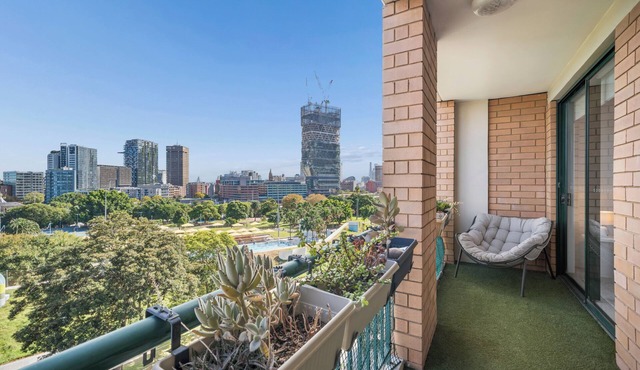 Stylish 3BR | City and Park Views, Pool, Sauna, Gym, 2 Free Parking Spaces