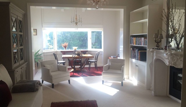 Stylish and Elegant 2B 1Study 1.5Bath Apt Woollahra