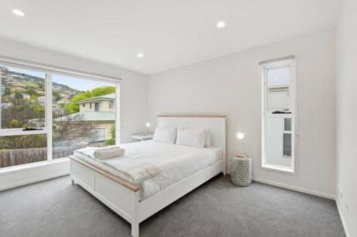 Stylish Rosetta Waterview Stay
