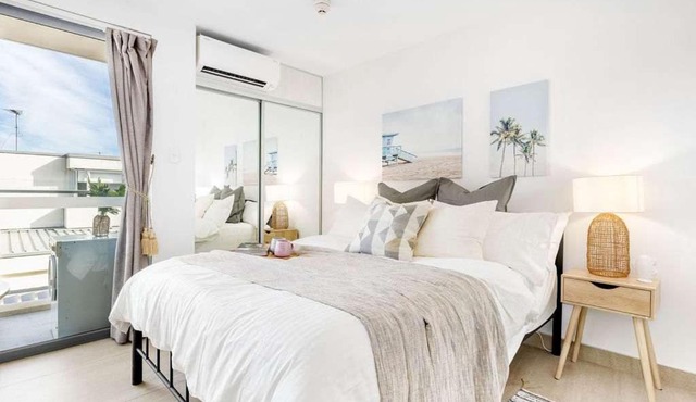 Stylish Studio Steps from Bondi Shoreline