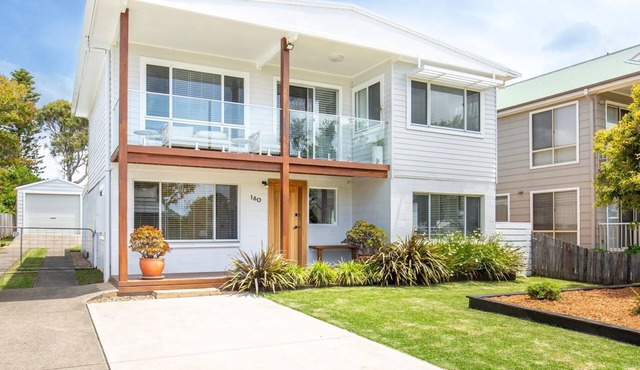 Sunfish - Pet Friendly - 4 Mins Walk to Beach