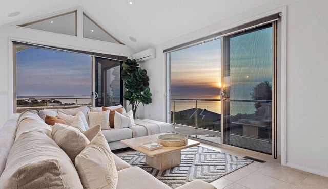 Sunset View Luxury 4 Bedrooms With Sauna