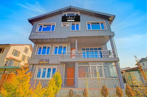Super Collection O Kursoo Rajbagh Formerly Mid Valley Residency