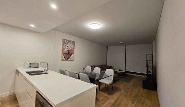 SYD Rosebery 3BR 016 Apt Close to CBD & Airport
