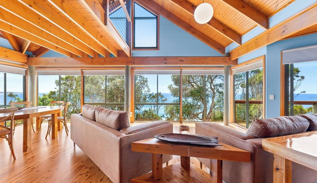 The Beach Retreat - Breathtaking uninterrupted ocean views surrounded by beaches