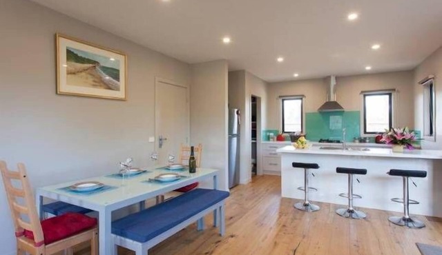 The Getaway Suite At Waters Edge