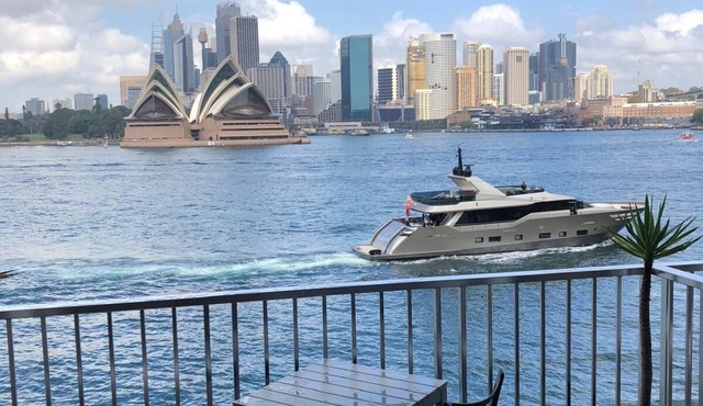 The Opera View - Luxury Waterfront & Amazing Views