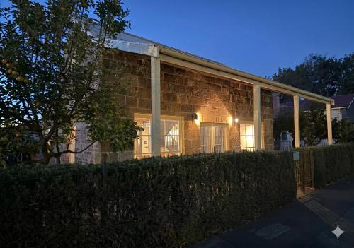The Podium Accommodation - Oatlands, Tasmania
