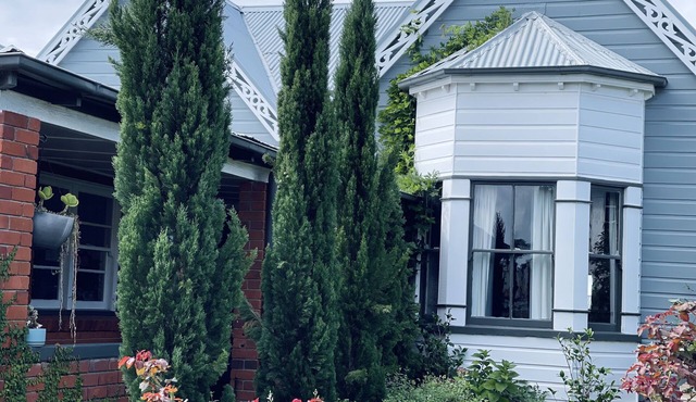 The Residence | Historic Home with Fireplace