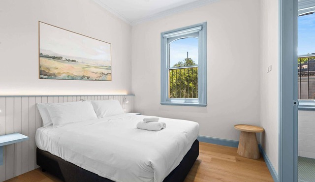 The Surrey Redfern 5