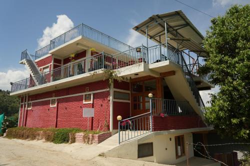 The Windbloom - Himalayan Farm Stay