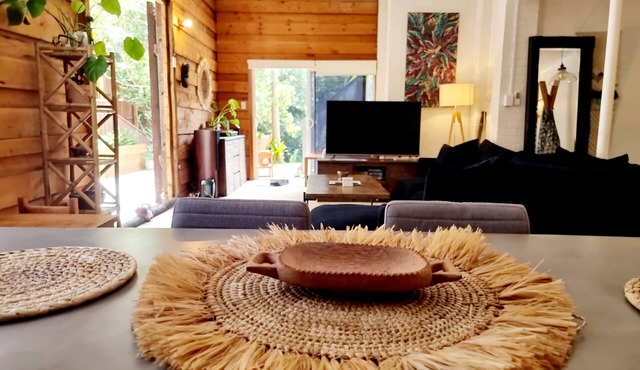 Thirroul getaway with Island twist