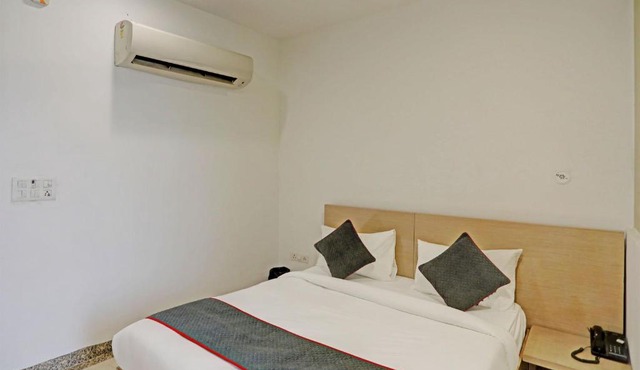 Townhouse Relax Suits A Boutique Hotel Vasundhara