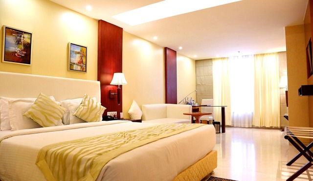 Trinity Grand