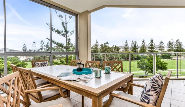 Tropical Park View Retreat 3BR Bali Resort in Kingscliff 1210