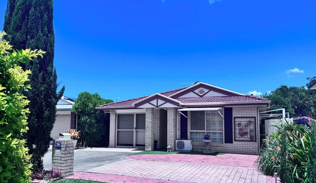 Tropical tranquility 3BR, pvte Comfy home close trans,ferry,gym,walk/cycle track