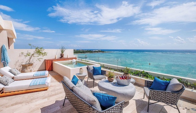 Tulum Beachfront Penthouse – Rooftop & Pool in Tulum