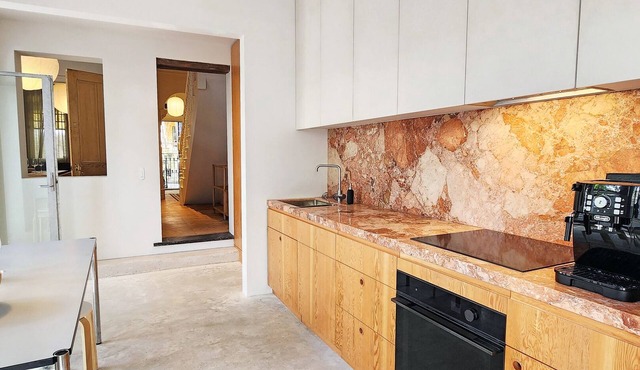 Ultimate Surry Hills Stay Steps to Crown Street 3 Bedroom Home