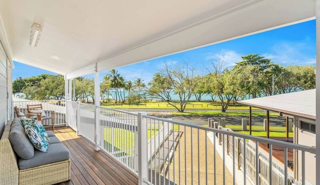 Unit 2 (Barry) Beachside Mackay