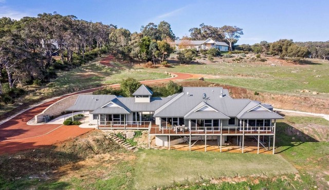 Valley Views Elevated Hilltop Escape near Beaches