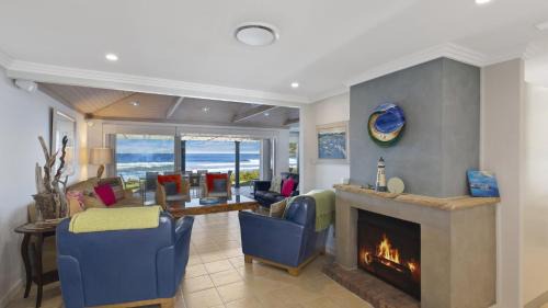Villa Dandaloo - Absolute Beachfront