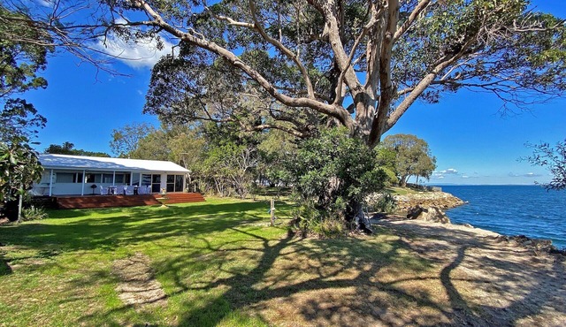 Waterfront Escape in Central Location