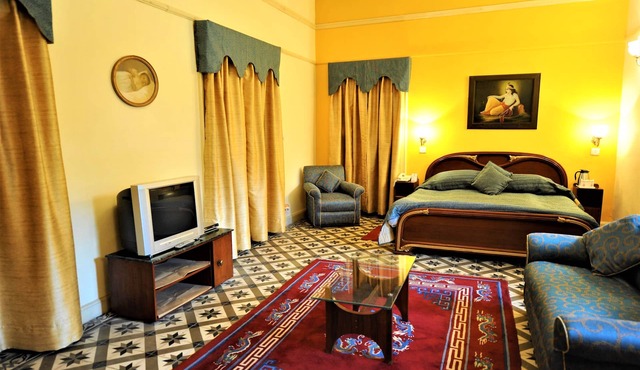 WelcomHeritage Taragarh Palace