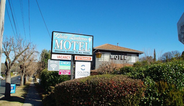 White Lanterns Motel