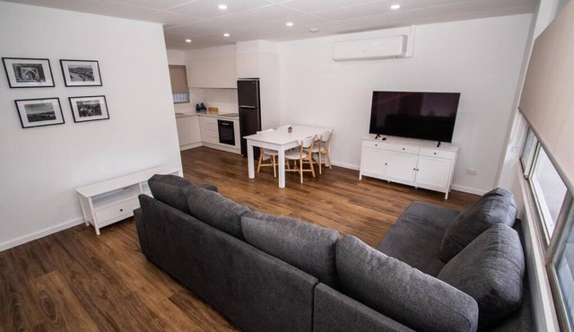 Willow Court Unit 2