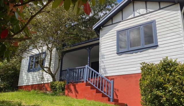 Winter Escape Highside Cottage - Luxurious Cottage Blue Moutains