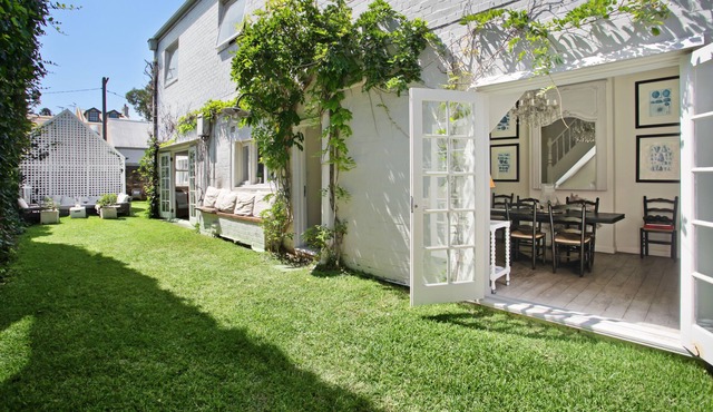 WOOLLAHRA'S SECRET HAMPTON'S STYLE GEM
