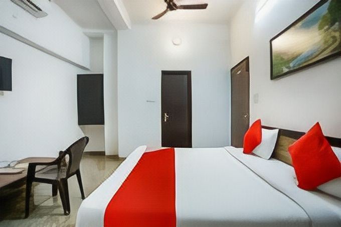 Photo of Bedroom in Nizamuddin East