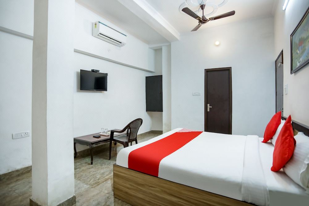 Photo of Bedroom in Nizamuddin East
