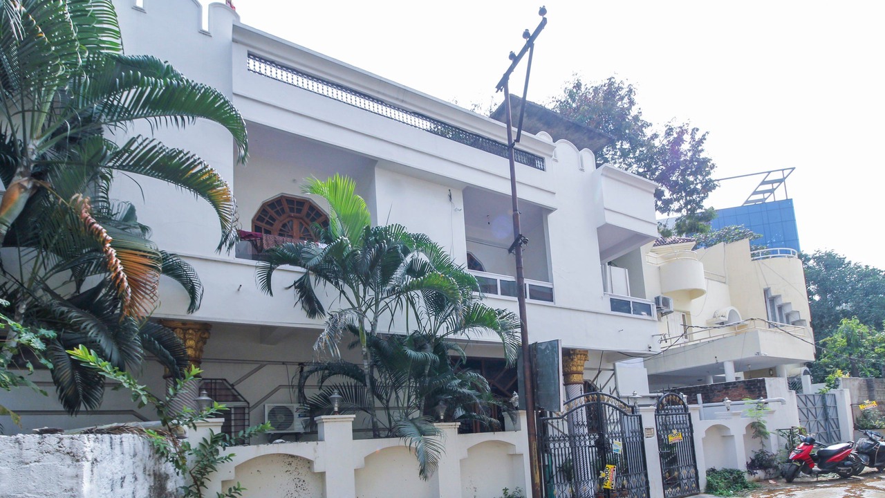 Photo of Buildings in Banjara Hills
