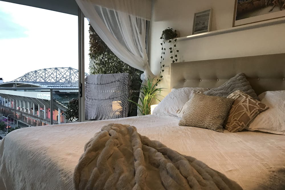 Photo of Bedroom in Wollongong CBD