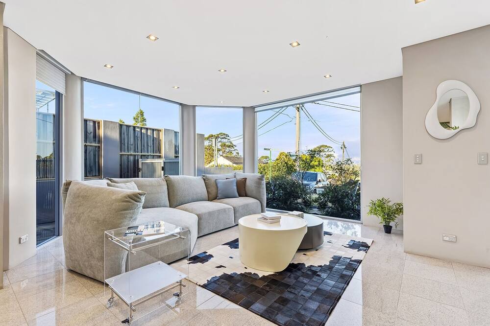 Photo of Livingroom in Ryde