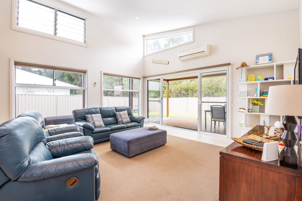 Photo of Livingroom in Corindi Beach