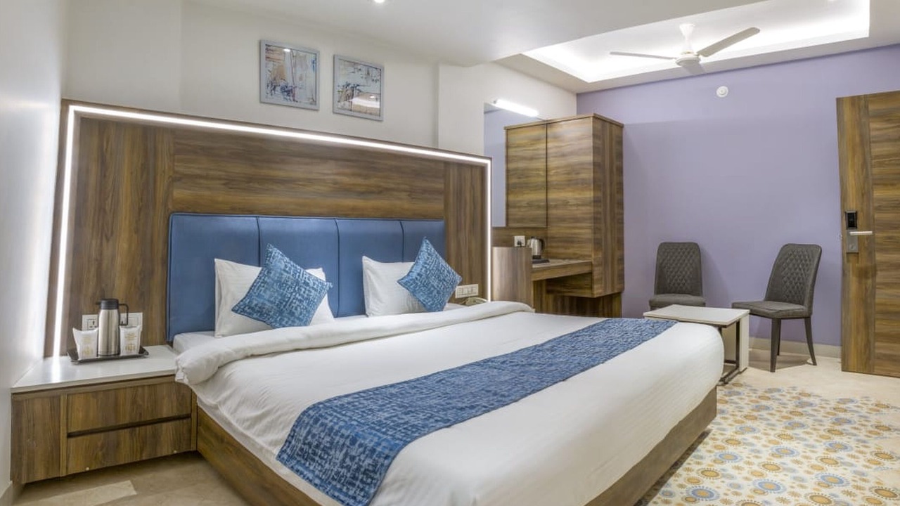 Photo of Bedroom in Jabalpur