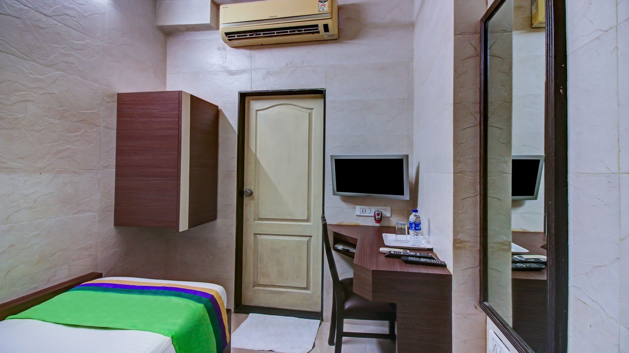 Photo of Bedroom in Marol