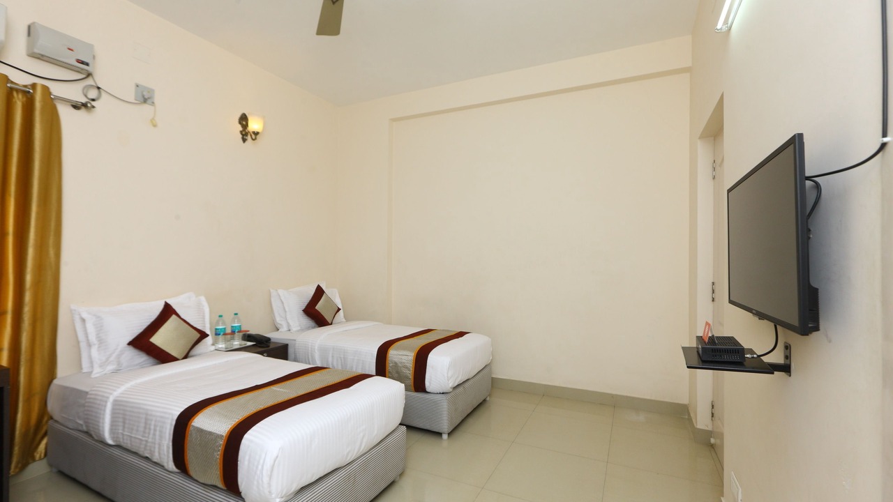 Photo of Bedroom in Perungudi