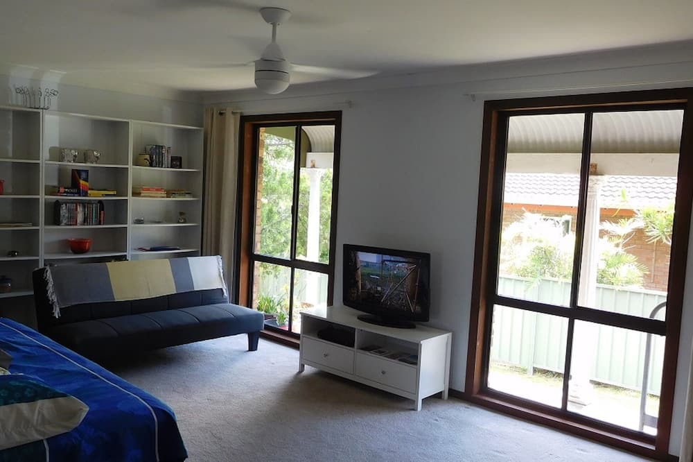 Photo of Livingroom in Corindi Beach