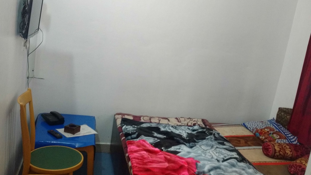 Photo of Bedroom in Lansdowne