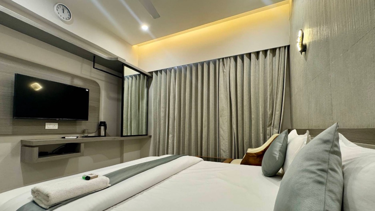 Photo of Bedroom in Gandhinagar