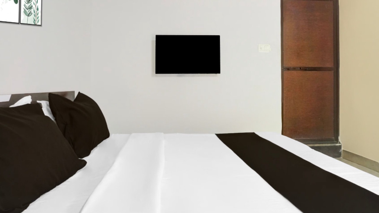 Photo of Bedroom in Khatu