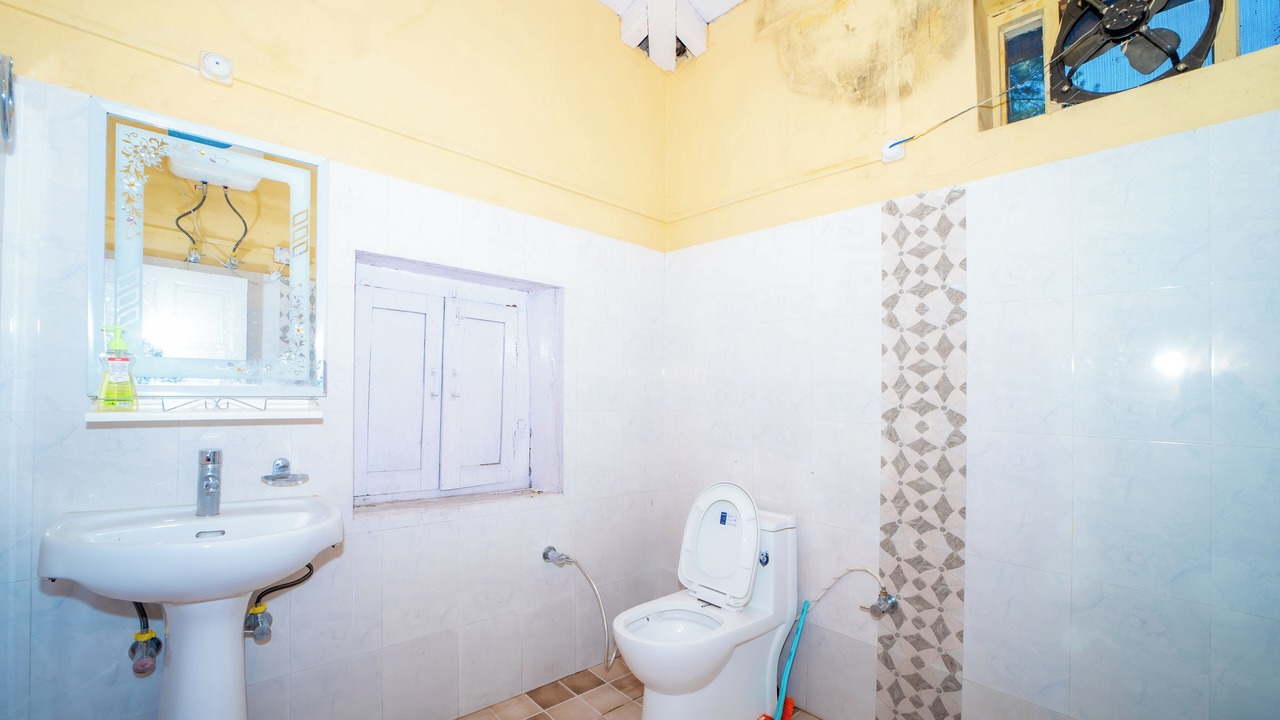 Photo of Bathroom in Rampur