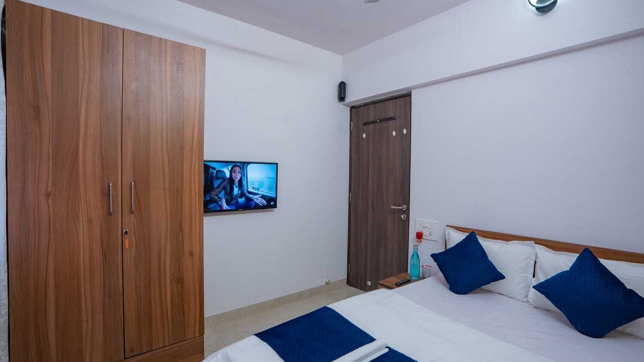 Photo of Bedroom in Kandivali East