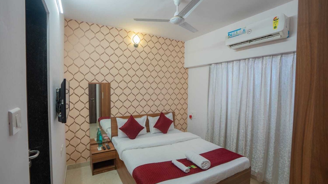 Photo of Bedroom in Kandivali East