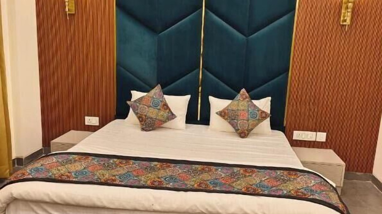 Photo of Bedroom in Dhanauli